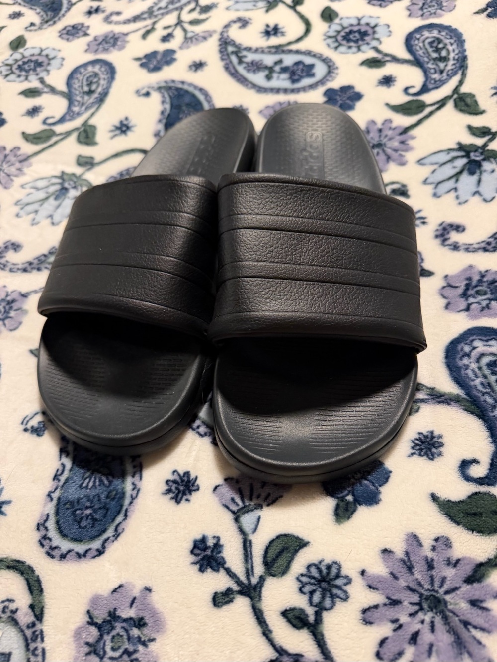 adidas Men's Black Slide Sandals - Textured Strap Comfort